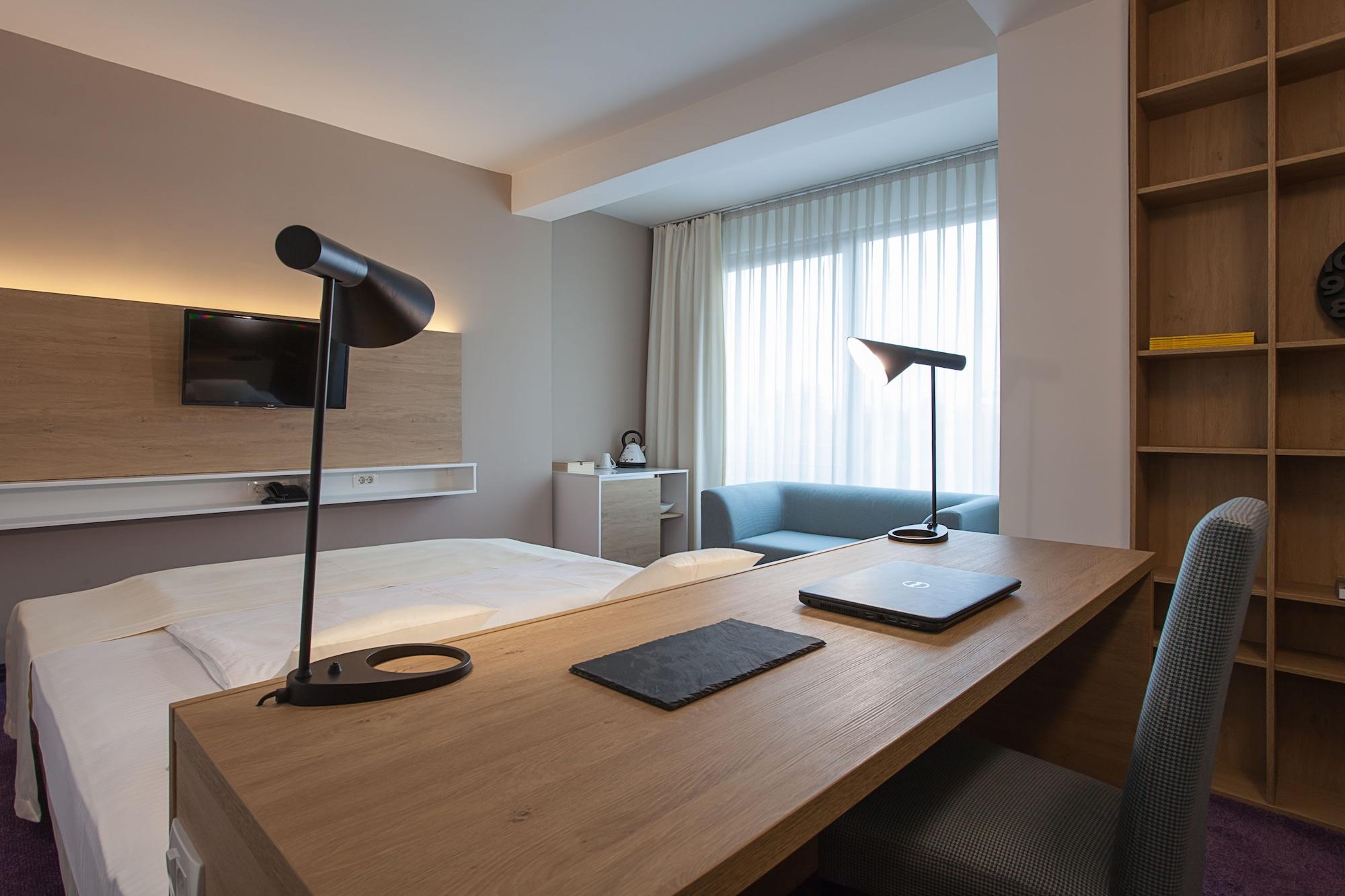 Park Hotel 4*
