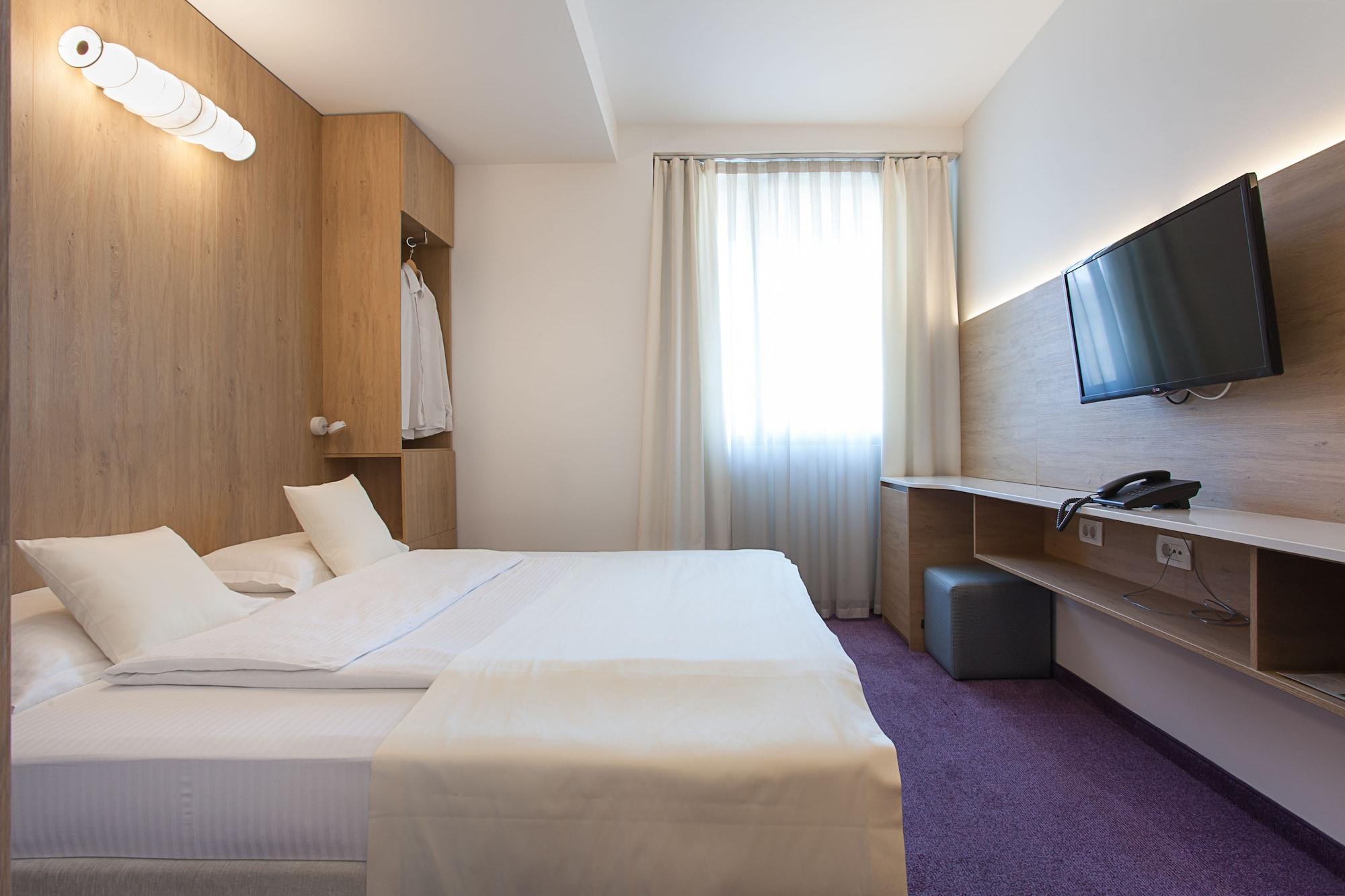 Park 4* Skopje